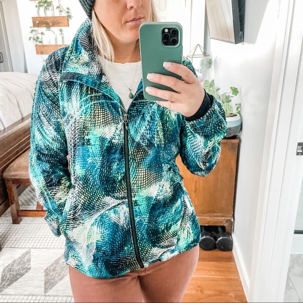 Lululemon Seawheeze 2016 Gather Me Slightly Mo Money Zip Up Mo Money Bali Breeze